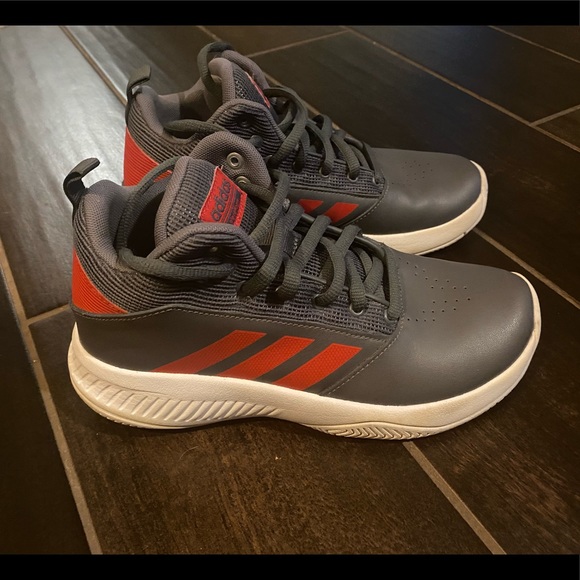 boys high top adidas